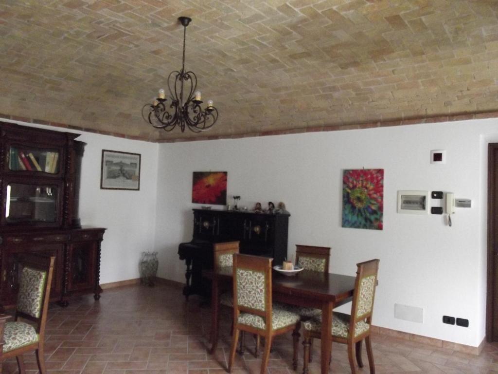 Вилла Cascina Longoria Нейве Экстерьер фото